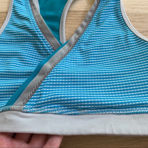 LULULEMON Not So Deep V Bra - Picture 3 of 5